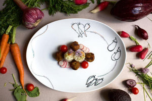 Plat de service  ovale en porcelaine  Des légumes dans mon assiette - Plat Rond, Plats - Peint main Paris