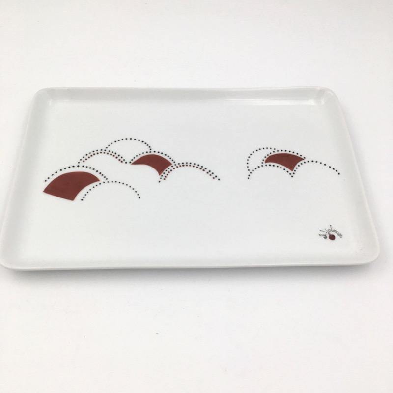 Plat ou assiette en porcelaine peint-main | Seigaiha